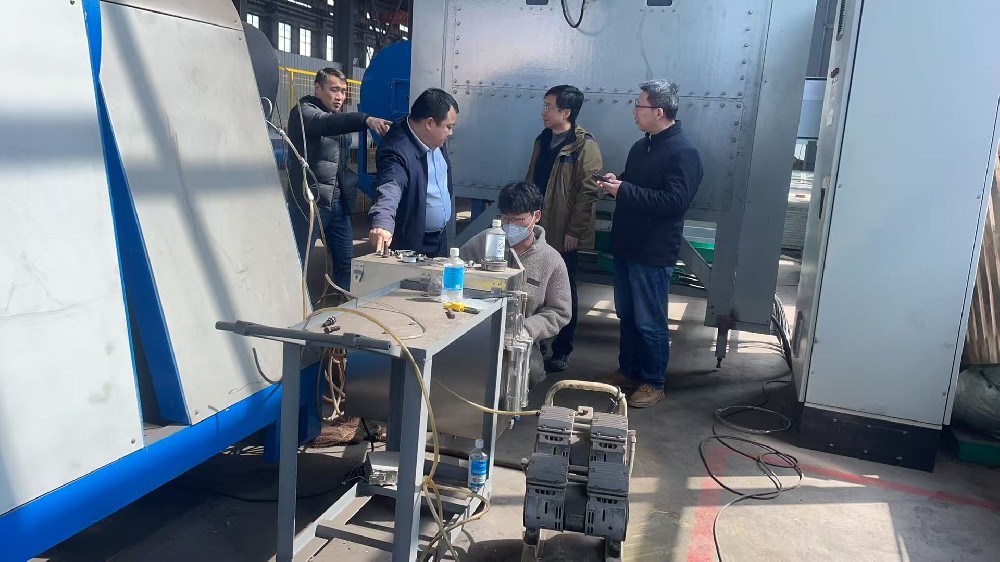 中南大學朱教授團隊赴江西森拓智能裝備有限公司開展增碳劑燒成中試實驗